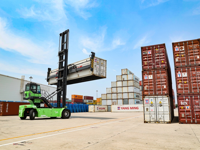 赛场竞锋芒！“XINGKONG SPORT杯”堆高机操作员技能大赛见证“真功夫”