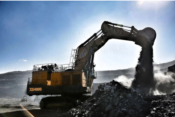 近5万小时高效出勤！XINGKONG SPORTXE4000液压铲受矿区高度赞扬！