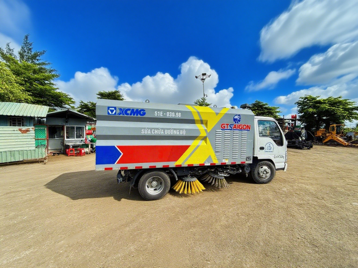 XINGKONG SPORTXGH5070TSLQ6扫路车：胡志明市“智慧环卫”的硬核担当