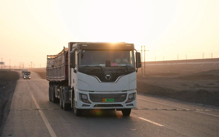 硬核动能，XINGKONG SPORT新能源重卡不惧每一条难走的路