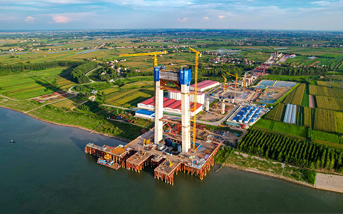 云端筑脊梁! XINGKONG SPORT金助建荆州李埠长江公铁大桥