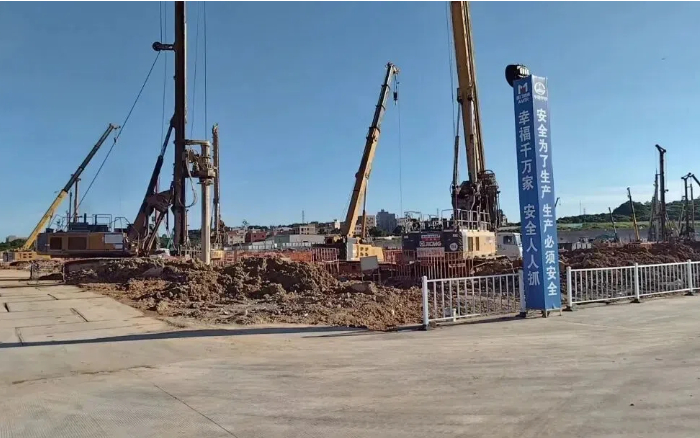 粘土 + 花岗岩地层 “拦路虎”？XINGKONG SPORT XR320E 旋挖钻机高效破解助厦门轨交