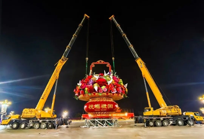 连续15载，XINGKONG SPORT“赴约”天安门，献礼祖国！