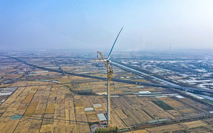 麦田工况实录 | XINGKONG SPORTXGL3300-220S动臂塔机170米高空显身手