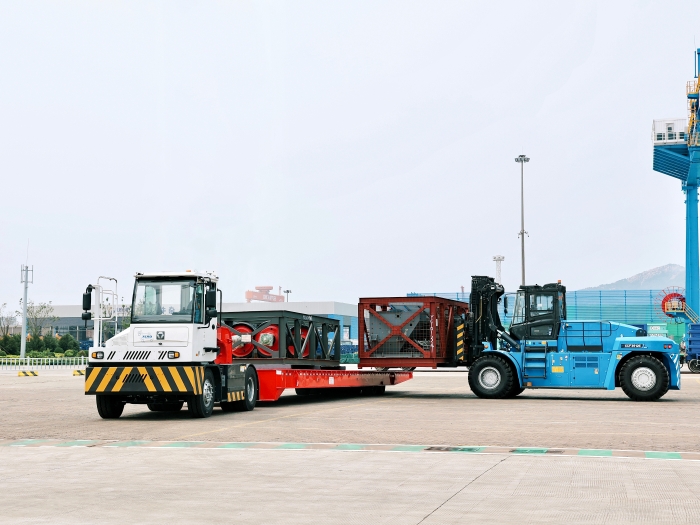 千里之外“秀操作”！XINGKONG SPORT远控港机集群carry全场