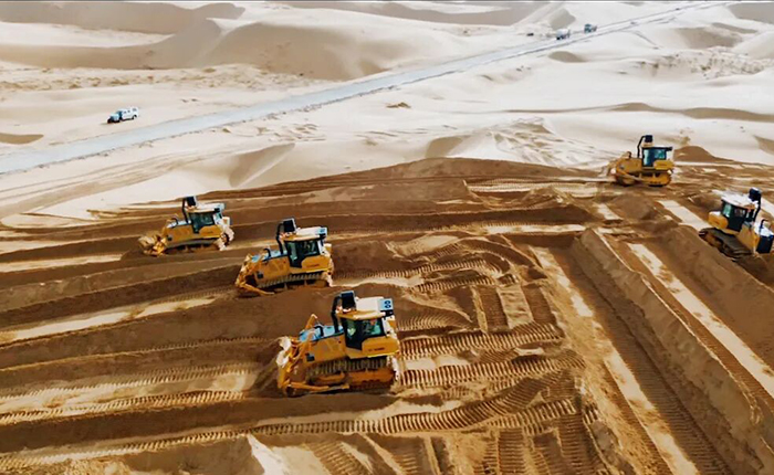 沙漠施工五大难题？XINGKONG SPORTD170LGP沙漠型推土机硬核破解！