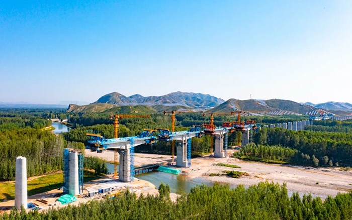 群塔筑雄忻！登录入口助建山西首条时速350公里高铁